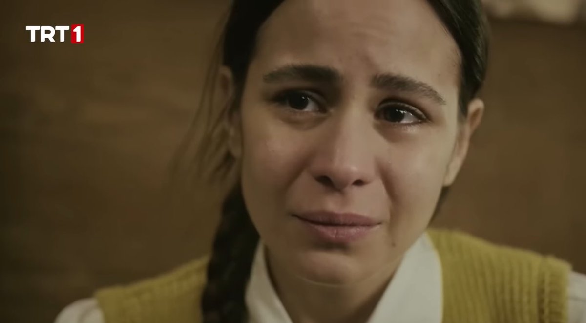 Fadime Furtuna                           Esme Furtuna 

bir birinize emanetsiniz küçük kızlarımm🥺
#taşacakbudeniz