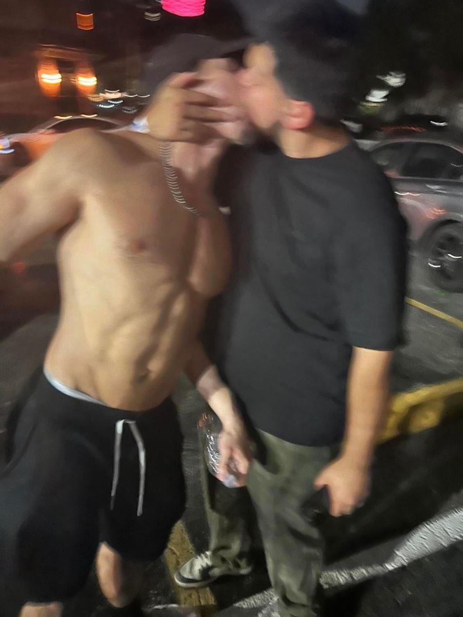 coupleofdudess's tweet image. 