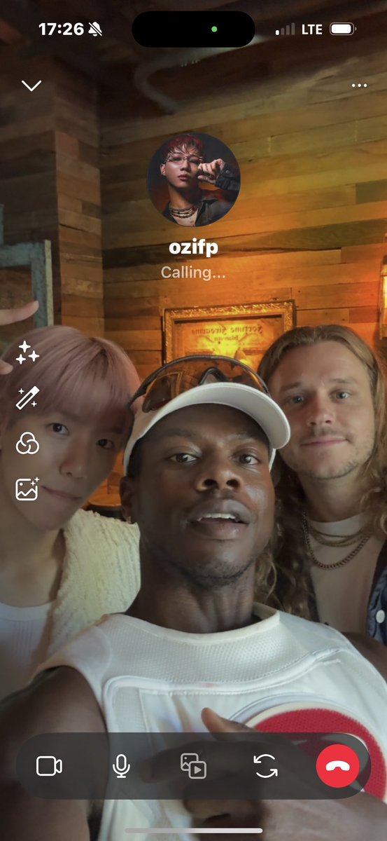 PopBaeks's tweet image. Tobi Lu shares a meet up between Baekhyun and the Heartsteel members Happened 

Tobi Lu also shares he cant discuss what it is but wanted fans to know it Happened

 fans are intrigued