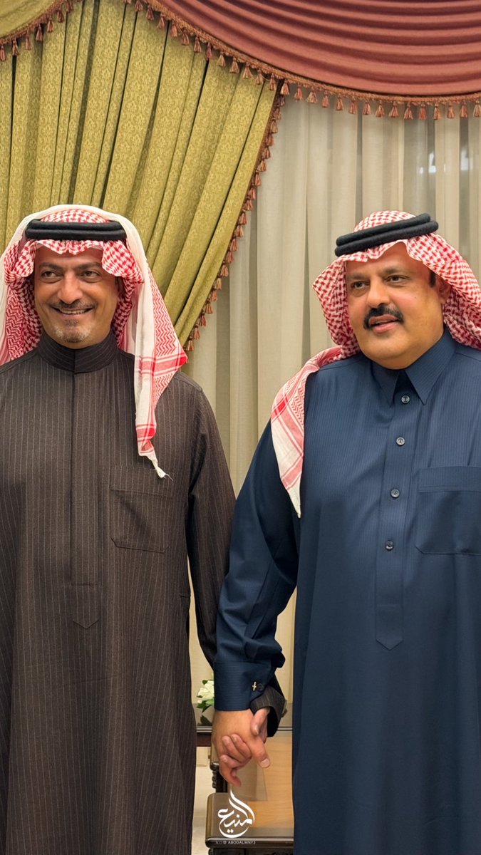 abodalmny3's tweet photo. " المساء الي ملاه الشوق ما اسمه مساء ♥️🇸🇦"

سيدي الامير عبدالعزيز بن سعد بن عبدالعزيز وسيدي الاميرسعودبن عبدالله بن محمد خلال زيارته لمنطقه  #حائل 

#عبدالله_المنيع 🇸🇦📸 https://t.co/ajkt8C0xF1