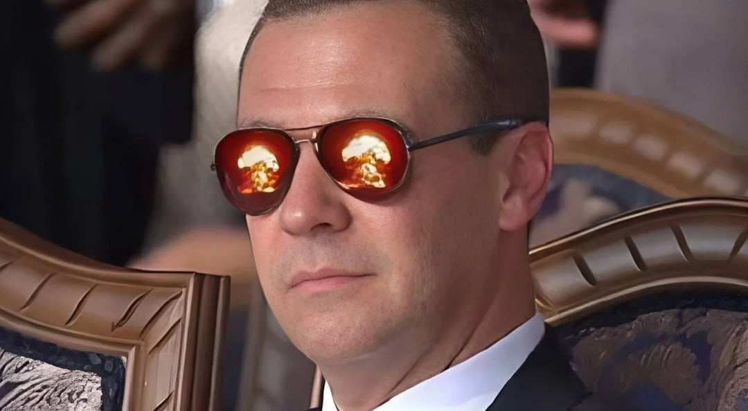 Former Russian President Dmitry Medvedev attacks American politicians:

“America's toast — Republicans and Democrats alike — have to return their long tongues to where they belong, inside their lean ass.