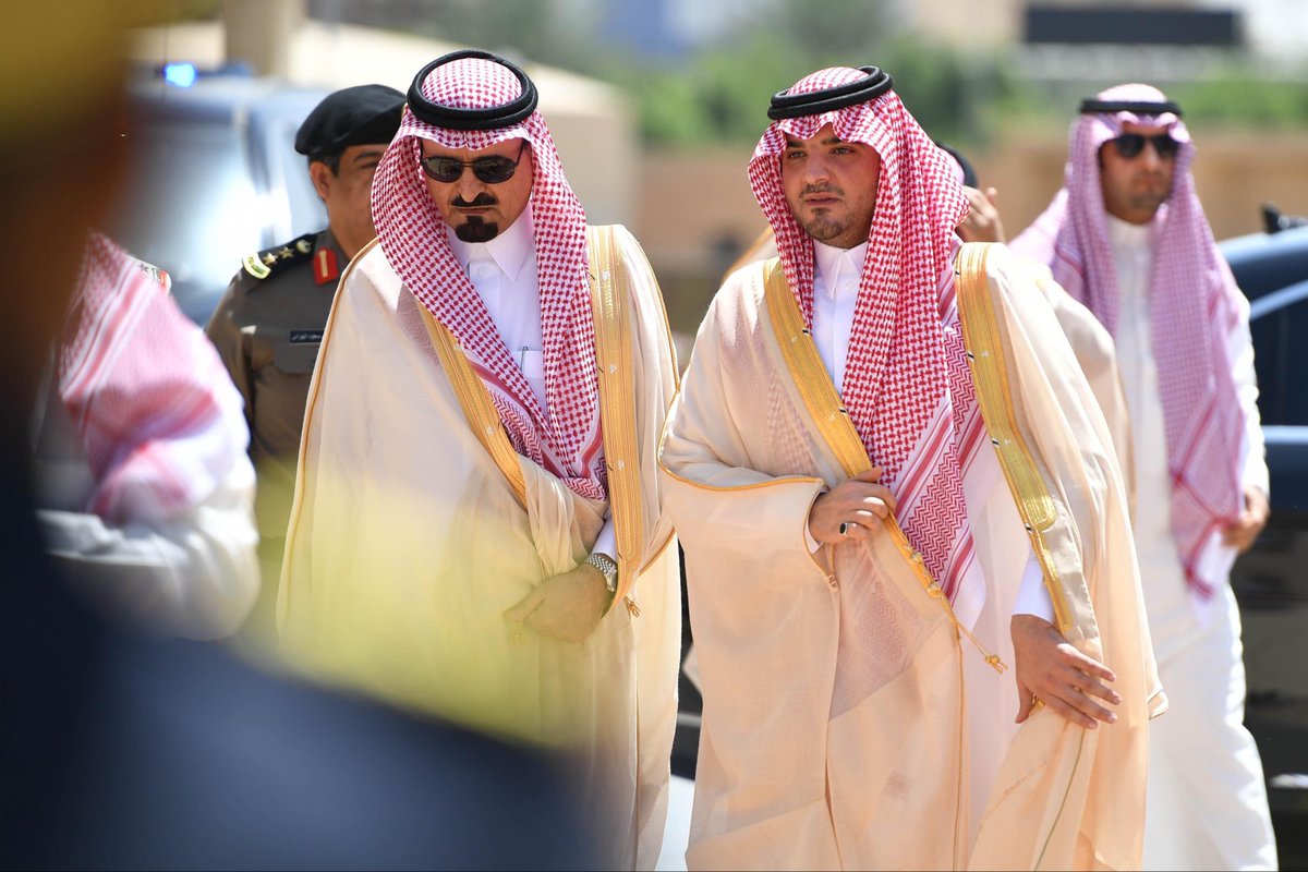Sami_Alhomood's tweet photo. 60 عاماً في خدمة الأمن والأمان، رحم الله معالي #الفريق_أول_سعيد_القحطاني 

كان نعم الـساعد والمساعد لسمو وزير الداخلية 🇸🇦 https://t.co/MDbmPcG0ew