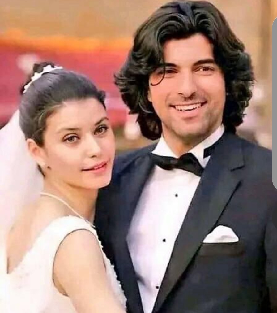 Eva91395421's tweet photo. @faraona55 @Rena8886 @MAinh_1 @llylla_sp @NovaTDT La mejor #Fatmagul😍👏💖 #Fatmagül #HilalSaral #EnginAkyürek #BerenSaat #Berengin #FatmagülünSuçuNe #fatmagülsuçune https://t.co/jV6RkD8T4o