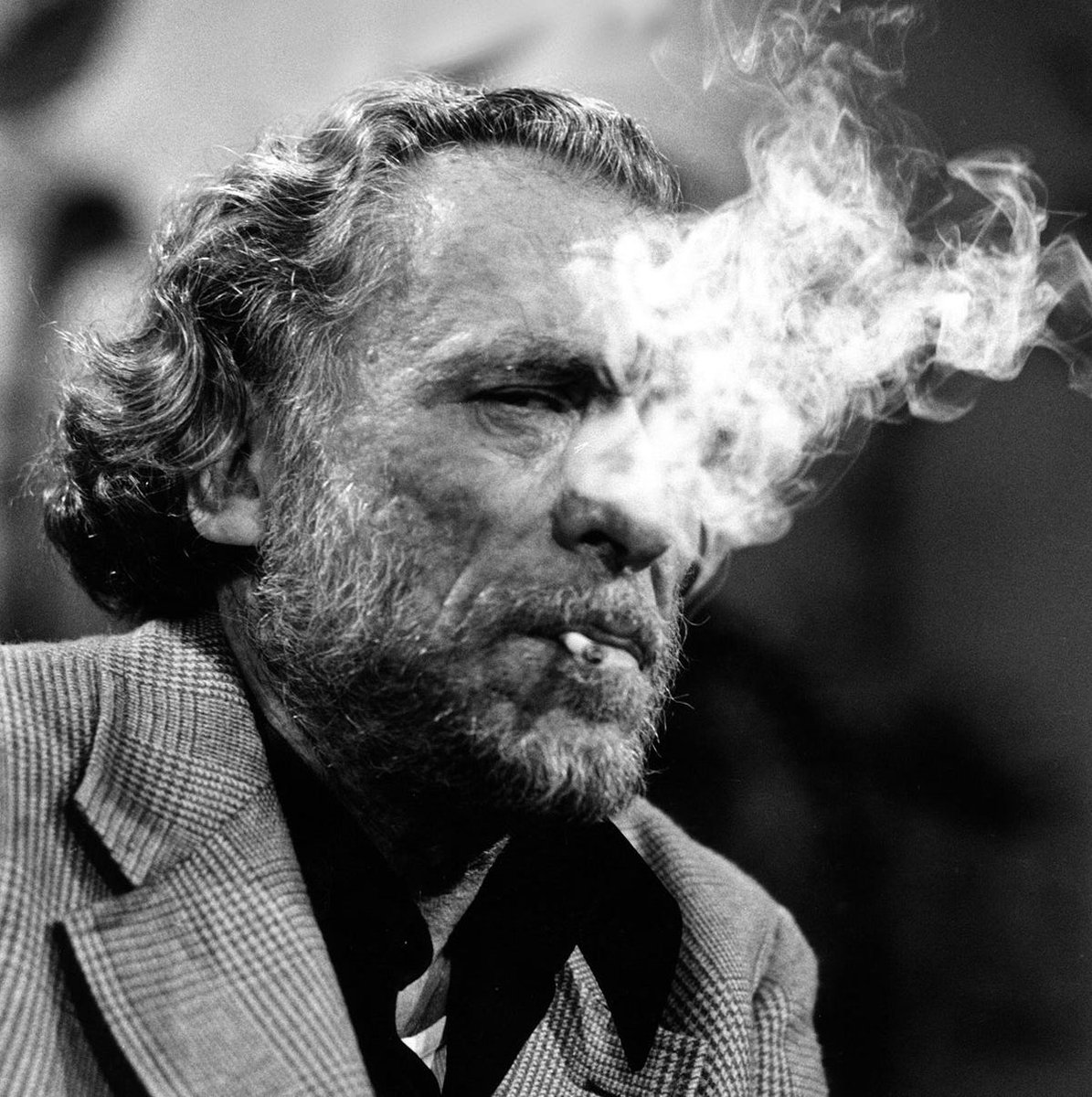 "La esclavitud nunca fue abolida, sólo se amplió para incluir todos los colores” 

Charles Bukowski.