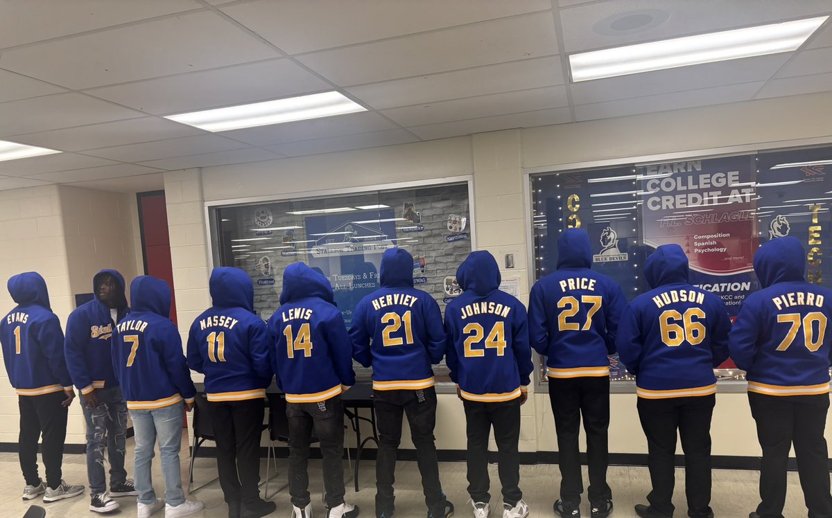 Coach (Mac)Macon tweet media