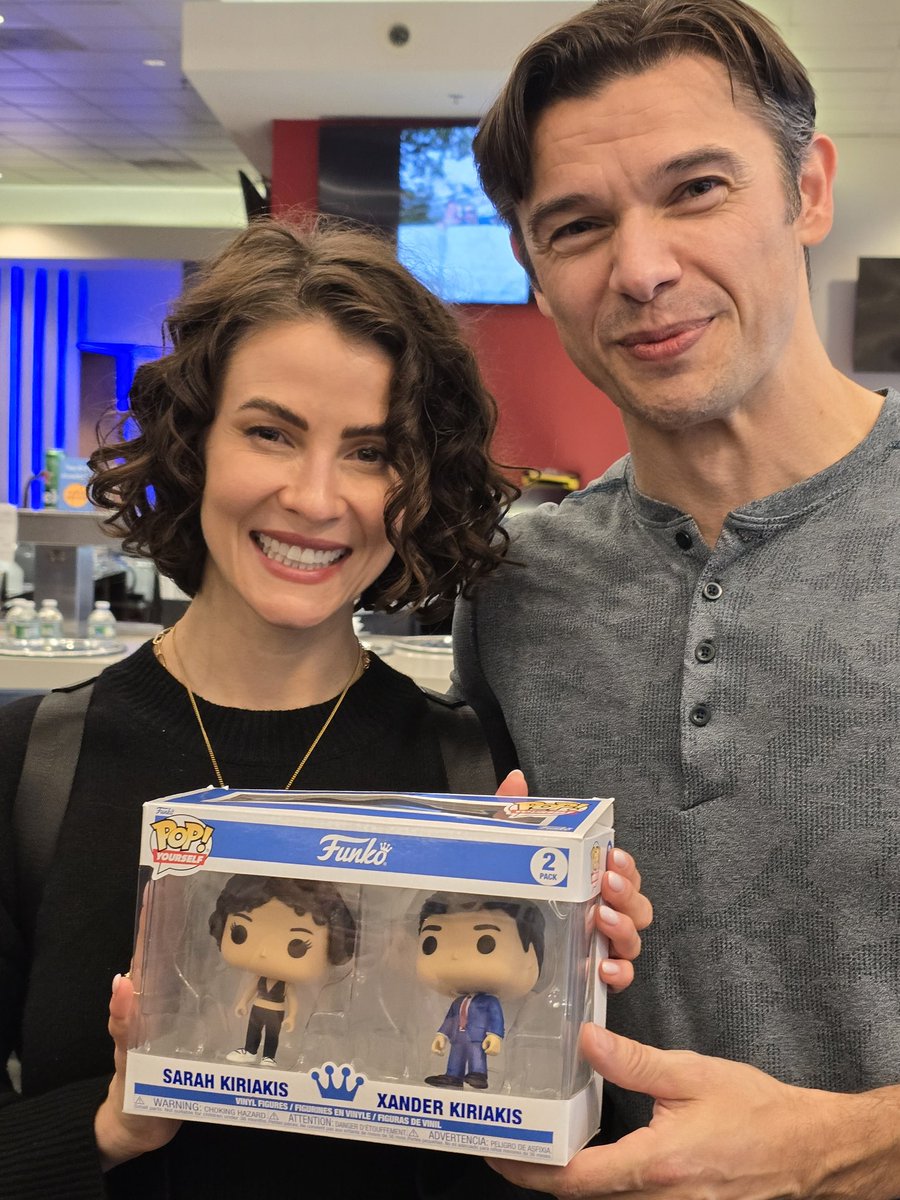 Just to clarify. I love #Xarah. I will always support them. Once they are reunited I will watch and rewatch their episodes. I adore both Paul &amp; Linsey. I refuse to look at this travesty that makes a mockery of 7 years of fan investment in our ship. Fix this mess <a href="/DaysPeacock/">Days of our Lives</a>