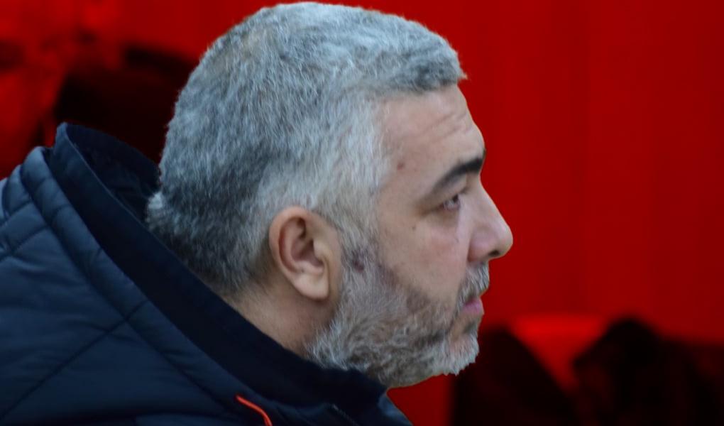 Δύο χρόνια πριν ο αντιπρόεδρος ΟΣΦΠ Κούγιας έλεγε δημόσια ότι θα τον βάλει φυλακή επειδη είναι προτεργατης της Ε.Ο που αδικεί τη θρυλαρα.
Λίγο καιρό μετά τον πήραν μαζί τους να τους βοηθήσει να φτιάξουν νεα παράγκα.
Αιώνιοι κλέφτες.
Η ομάδα της πουστιας.

#paofc
#Olympiacosfc