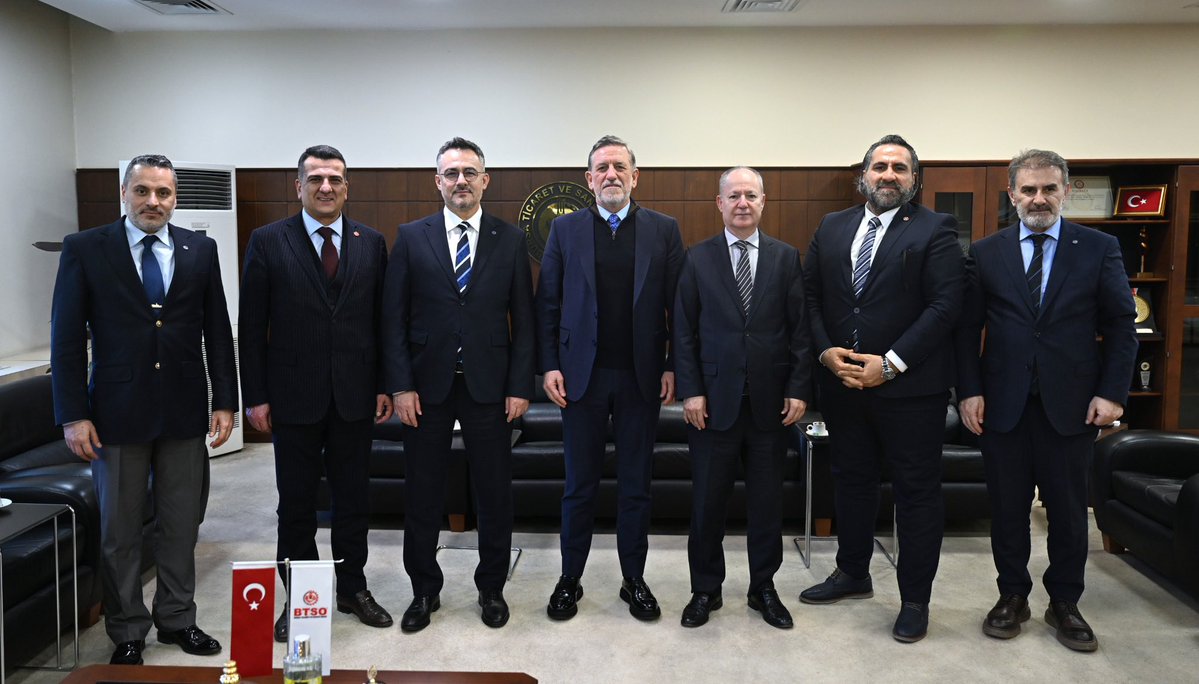 Türk Loydu Vakfı Yönetim Kurulu Başkanı Sayın Prof. Dr. Oral Erdoğan, <a href="/BursaTeknikUni/">Bursa Teknik Üniversitesi (BTÜ)</a> Rektörümüz Sayın Prof. Dr. Naci Çağlar, Rektör Yardımcısı Sayın Prof. Dr. Sinan Uyanık ve Denizcilik Fakültesi Dekanı Sayın Prof. Dr. Erinç Dobrucalı’yı #BTSO’da ağırlamaktan memnuniyet duyduk.