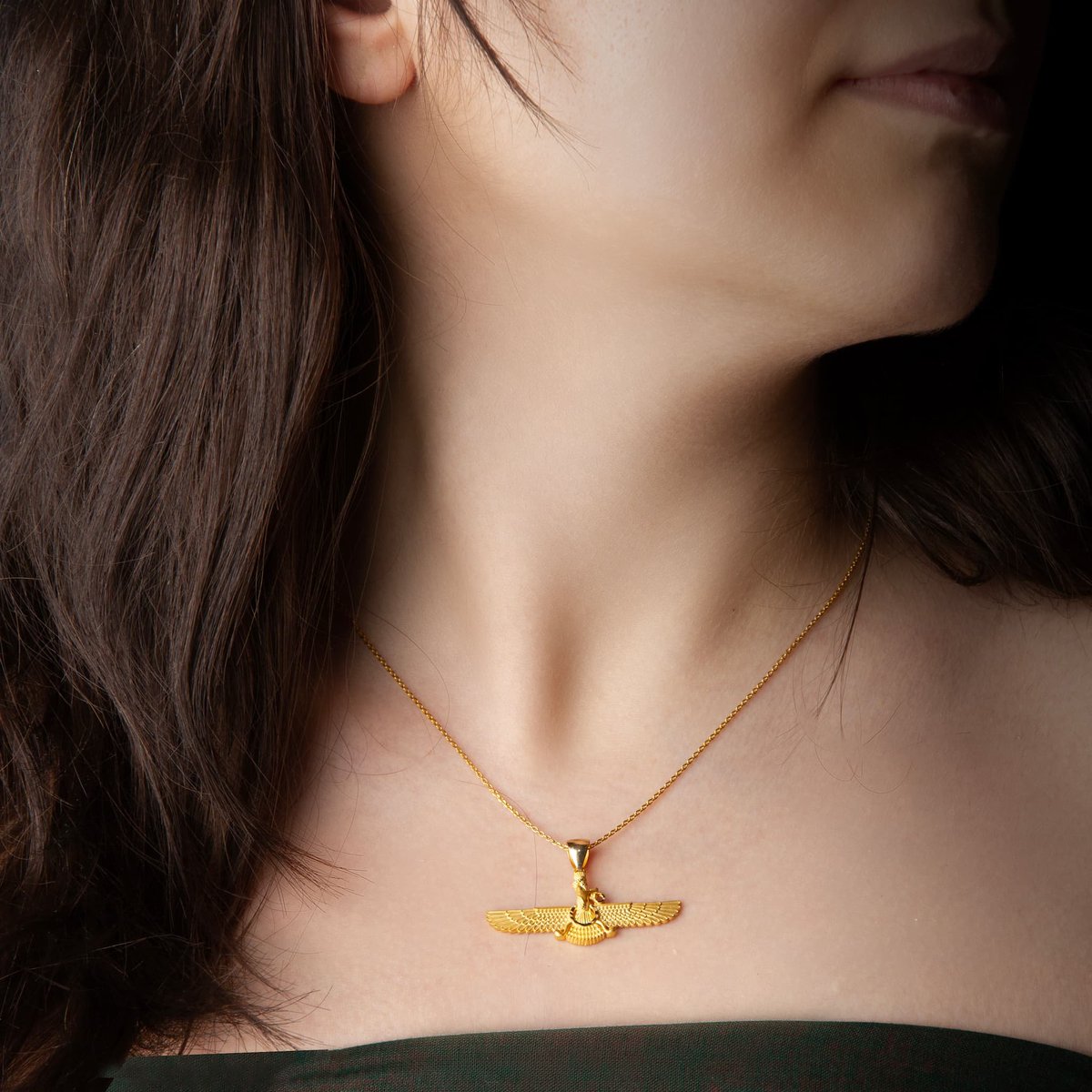 martianwyrdlord's tweet image. "Iran" is a fake and gay theocratic pariah state of the long twentieth century, inward looking and closed to the world, ruled by frightened decrepit clerics suspicious of everything beautiful and great. 

"Persia" is a secular-Zoroastrian imperial nation with deep historical…