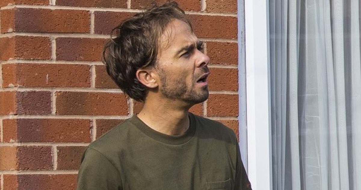 HasanHussain777's tweet image. David after finding out Jodie is Shona’s sister….#Corrie