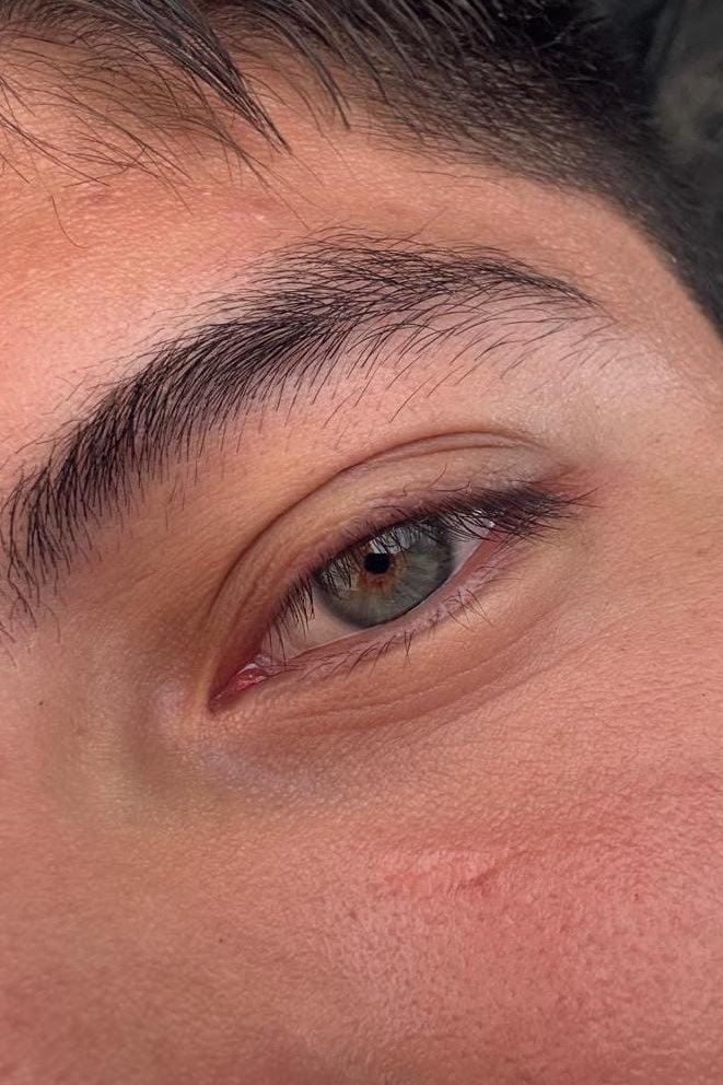 ROYERCUA's tweet photo. Ese ojito he miooo!😍😎🥵🙈🤭 https://t.co/gEy8u034OC
