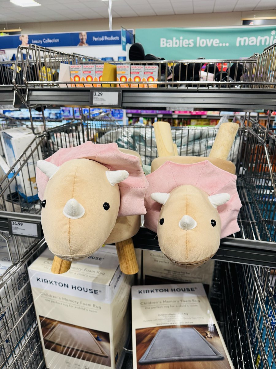 thatsamimac's tweet photo. Oooo @AldiUK I think you may have a problem 🤣🤣 https://t.co/g3ytIGdExY