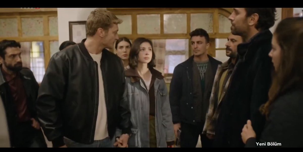 Keşke bizi de bulsa şöyle her kesi karşına alıp tak diye  “Biz evlendik” dedirtecek adam.
İso adamsın👍🏻

#TasacakBuDeniz