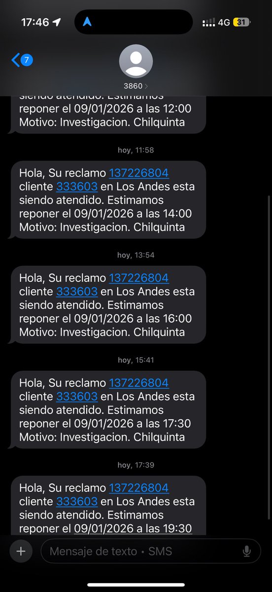 Nikoulas's tweet photo. @Chilquinta dónde puedo reclamar, tengo 3 congeladoras que ya no aguantan un corte de más de 24 horas . Y voy a perder toda la mercadería . https://t.co/rNDI6TGzWB