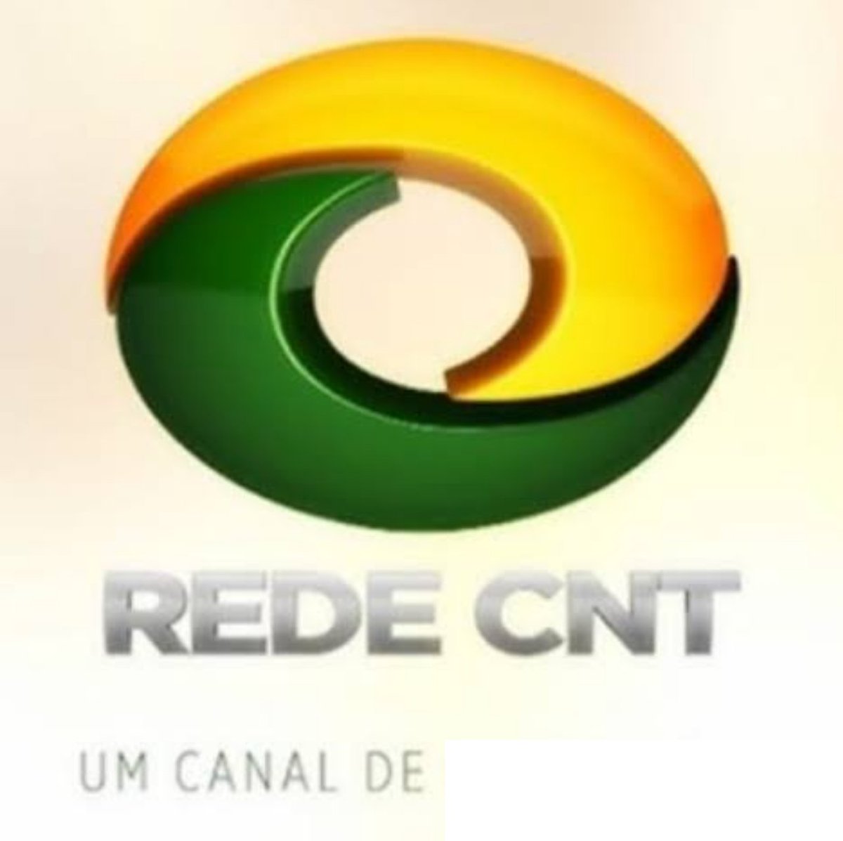 Justiça do Paraná determina que a cantora Melanie Martinez assuma a presidência da rede de televisão CNT