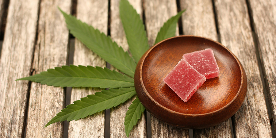 Can cannabis ease IBS cramps, urgency, and “anxious gut” symptoms — or just mask the problem? Learn how THC vs CBD may affect the gut–brain axis, why microdosing matters, what studies show, and key red flags to discuss with a clinician.
cannawayz.com/blog/health-st…