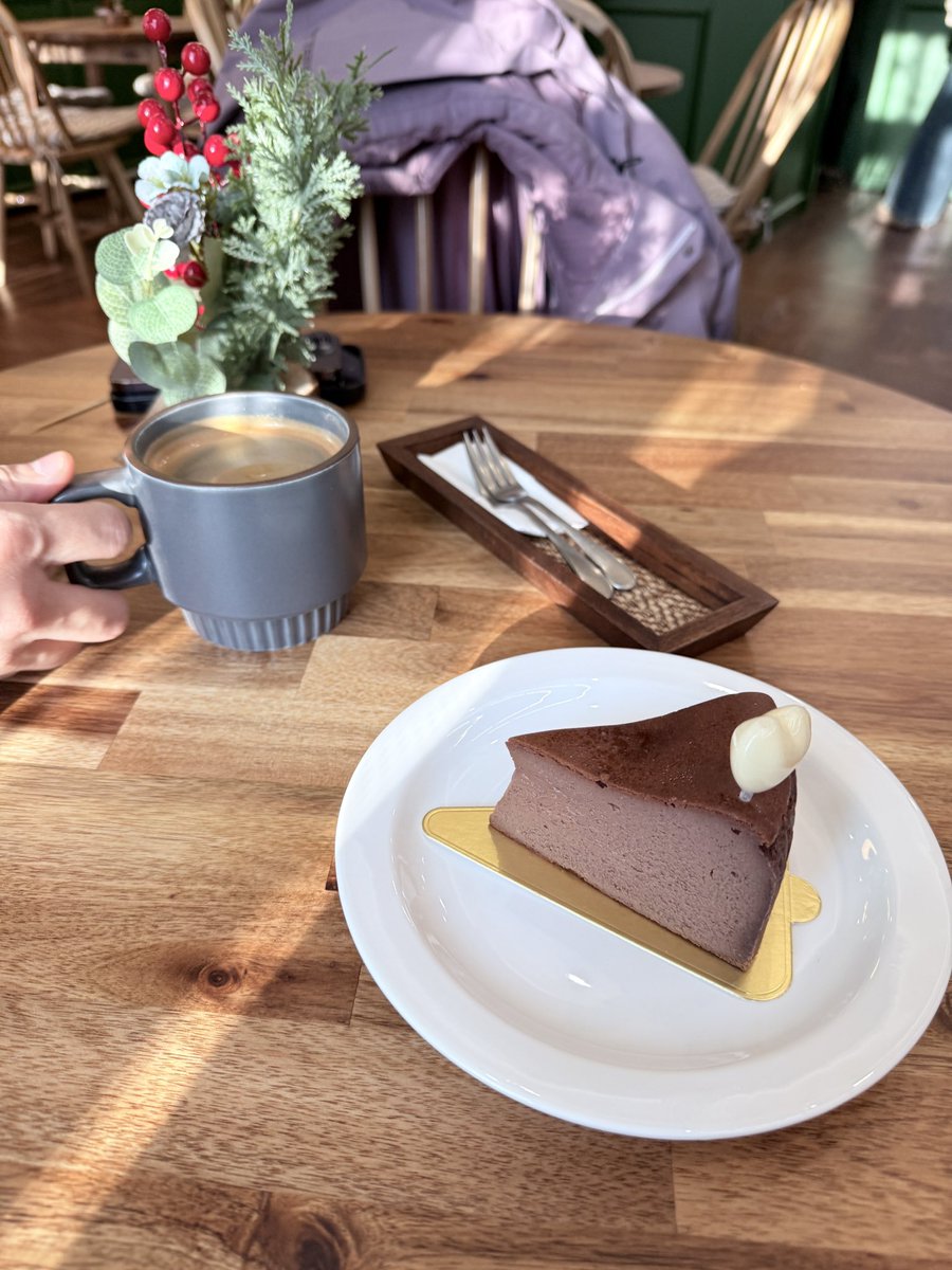 Rex6364's tweet image. 想念坐在我旁边的小哥哥👇🏻👇🏻