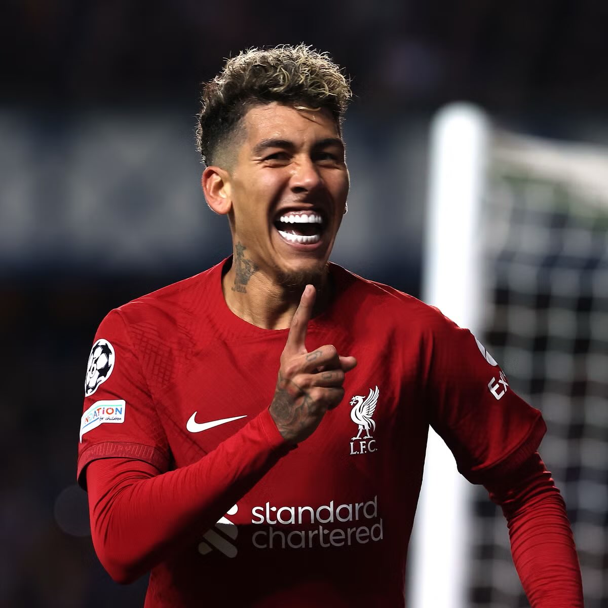 dhaboy01's tweet image. I go visit my guy Femi to see if he get food for house but as I reach 👇🏻