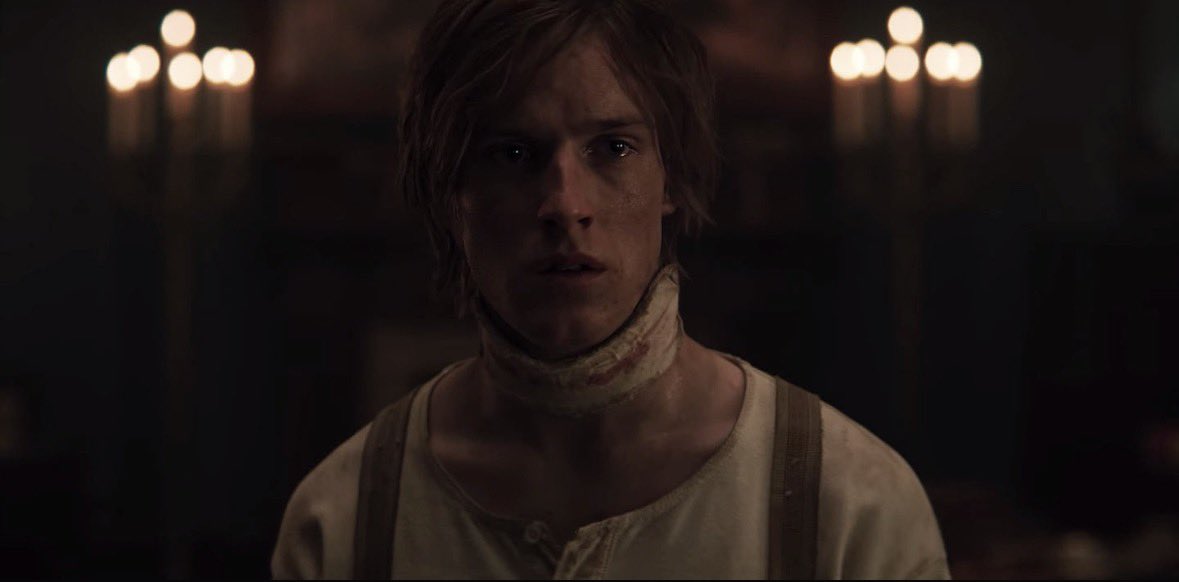 phoenix_goat_'s tweet photo. ✅ Dark - Saison 2 

- J’avais du mal à croire qu’elle pouvait être meilleure que la première saison qui était déjà parfaite. Et pourtant, elle a réussi l’impossible.

- Cette saison va encore plus loin dans son concept. Elle joue avec le spectateur, l’emmène volontairement dans un labyrinthe temporel, c’est complexe, mais jamais gratuit ni incompréhensible. Tout est pensé depuis le début.

- Certains épisodes m’ont littéralement retourné la tête. Je pense notamment à l’épisode 6, qui fait désormais clairement partie des plus grands épisodes que j’ai pu voir, et aussi le final qui nous offre un cliffhanger monumental, qui promet une saison 3 absolument folle.

- La BO est incroyable, la photographie sublime, l’ambiance unique… Tout est maîtrisé à la perfection.

- Franchement, je ne trouve aucun défaut à cette série.

Top 3 personnages :

🥇Jonas
🥈Noah
🥉Claudia Tiedemann

Top 3 épisodes :

🥇Épisode 6
🥈Épisode 8
🥉Épisode 7

Note de la saison : 10/10