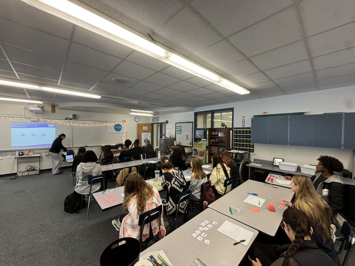 Ms. Collins tweet media