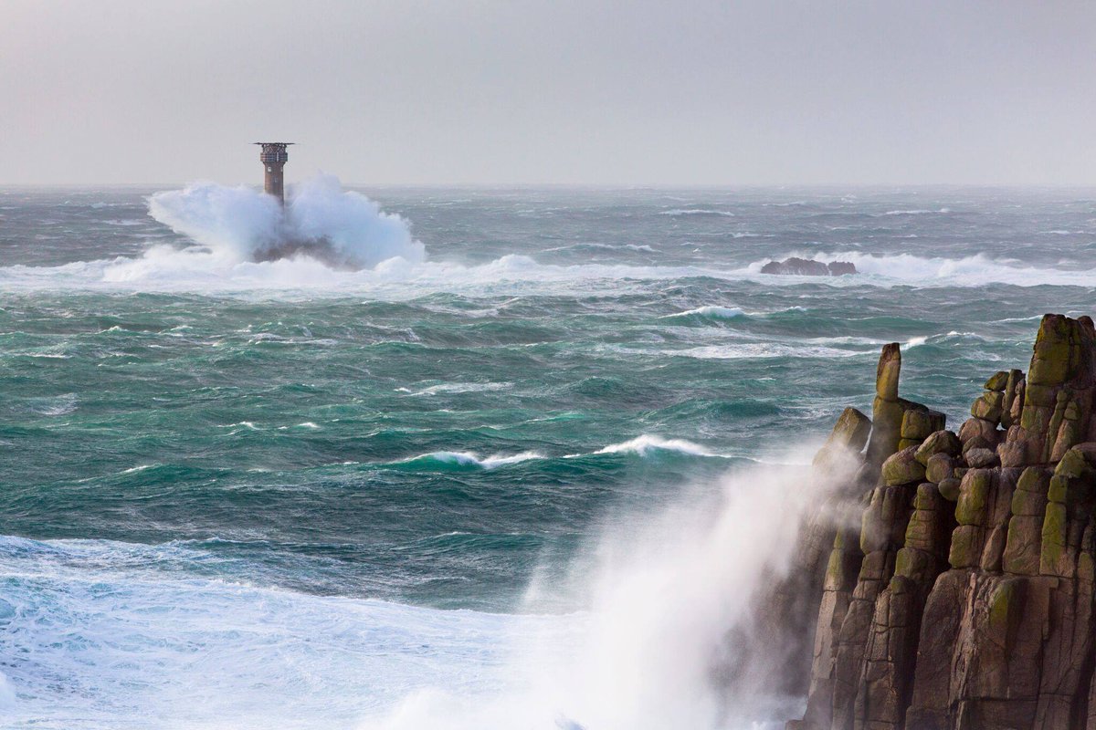 Land's End Landmark tweet media