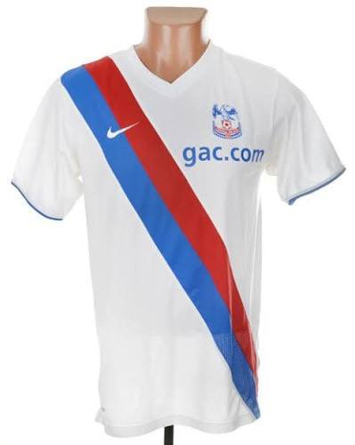 Palace Retro tweet media