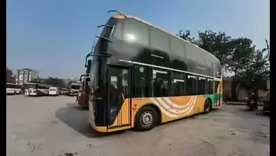 fuelcellsworks's tweet image. YEIDA plans to run daily #hydrogenbuses on a 200 km route from Noida to Agra, connecting the new Noida International Airport directly to the Taj Mahal. The three-year project aims to deliver #lowemission transport for tourists.

#H2Now #CleanMobility

fcw.sh/8yMEhb
