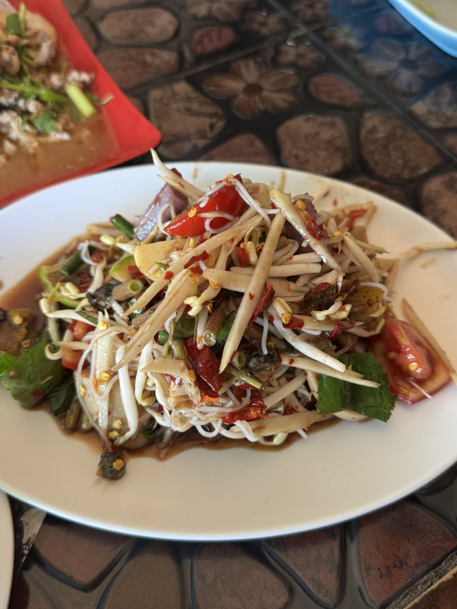 PRAPRNON's tweet image. good