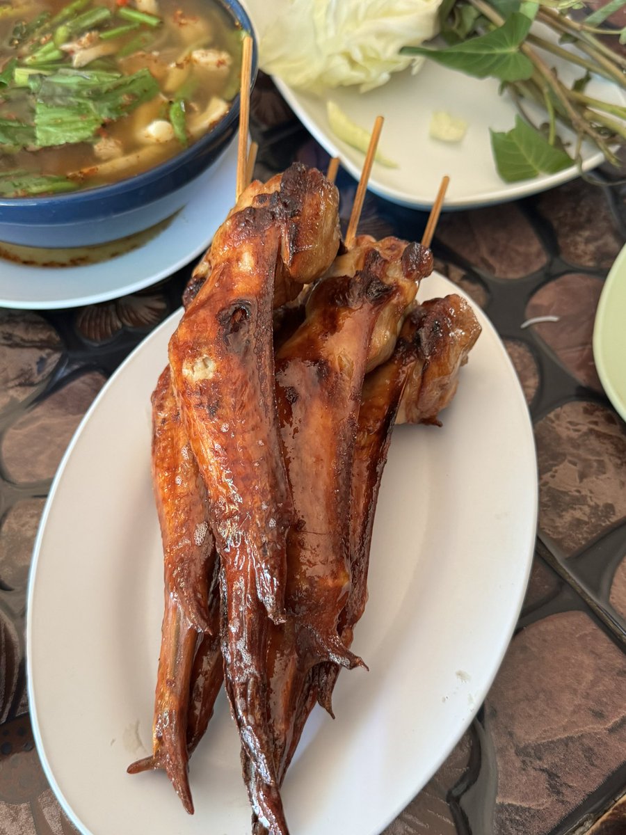 PRAPRNON's tweet image. good