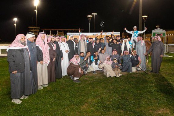 نتيجة الشوط الـ 8 الحفل ( 58 ) 
[ الخيل العربية مفتوح الدرجات ]

الفائز:النايلا
المالك :خالد سعيد عبدالله السيد
المدرب :صالح المدفع
الخيال :طارق المنصور
المسافة :  1600 متر
الزمن: 1:51:56

#مباري_الخيل
#موسم_سباقات_الرياض