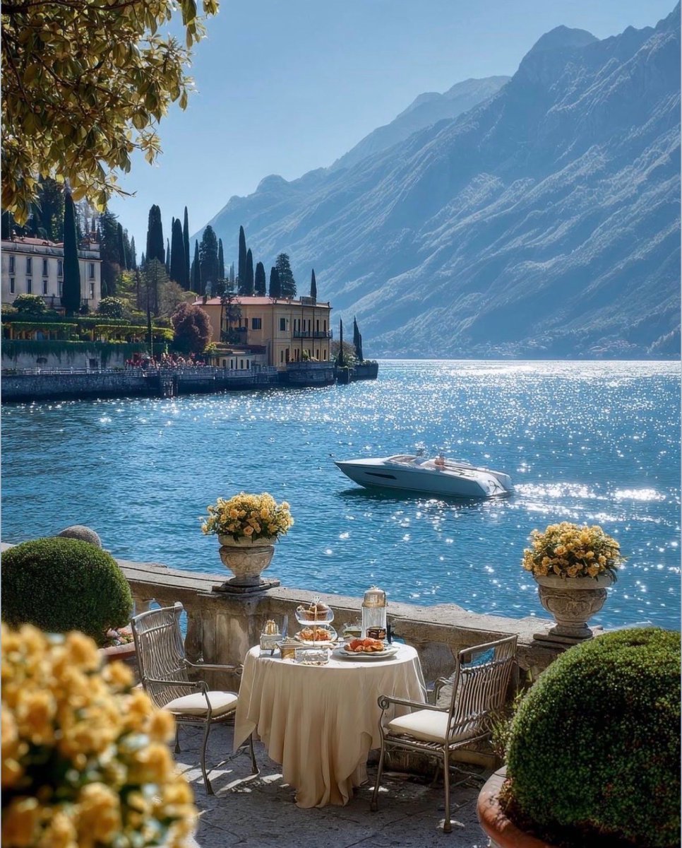 W0rld2026's tweet image. Lake Como, Italy