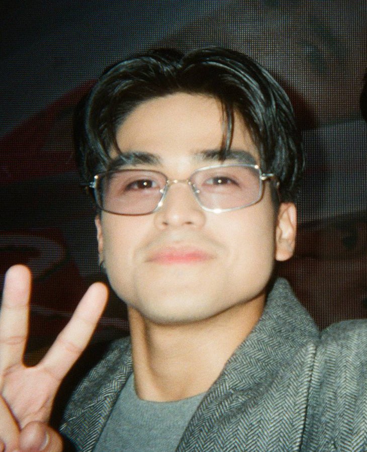 huesofwill's tweet image. he actually has the most unbelievable face card of all time