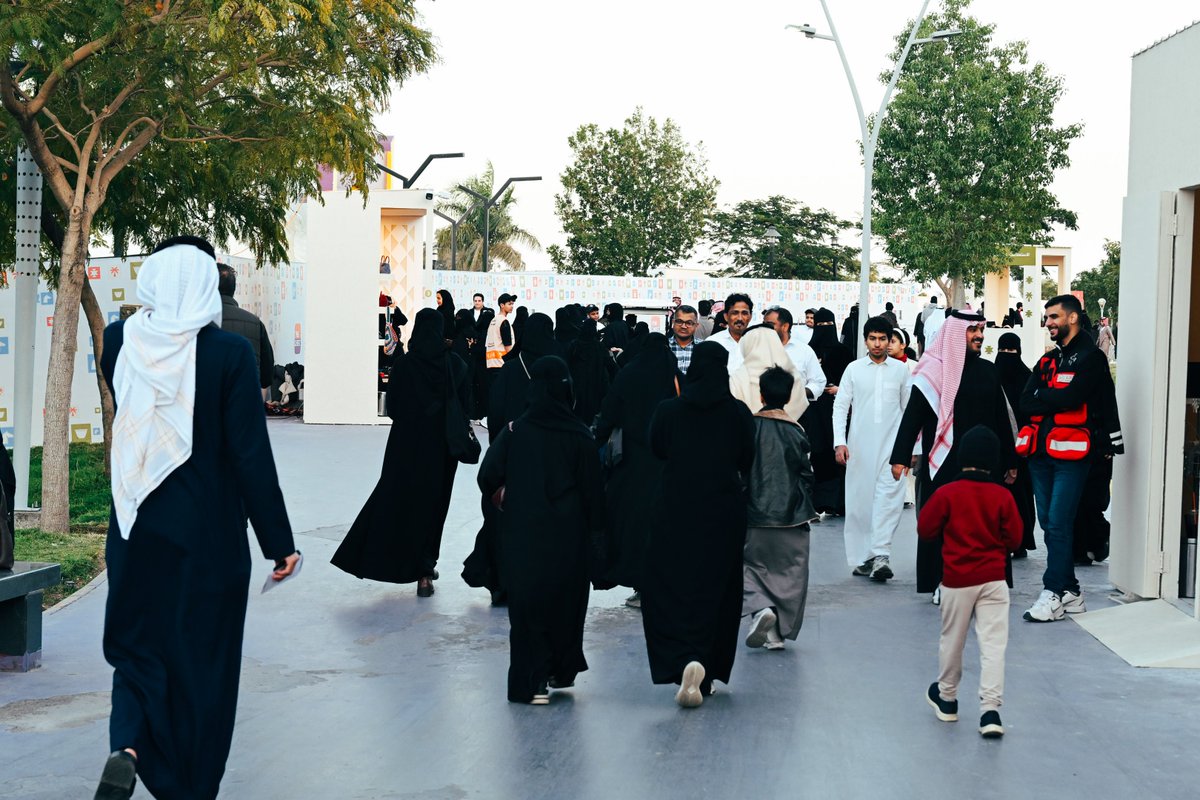 gov_taif's tweet image. انطلاق #مهرجان_الكتاب_والقراء 2026
 في الطائف .
🗓 9 - 15 يناير 2026
📍منتزه الرّدف 
🕒 12-04