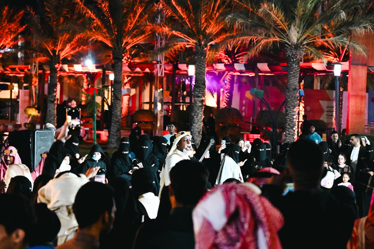 gov_taif's tweet image. انطلاق #مهرجان_الكتاب_والقراء 2026
 في الطائف .
🗓 9 - 15 يناير 2026
📍منتزه الرّدف 
🕒 12-04