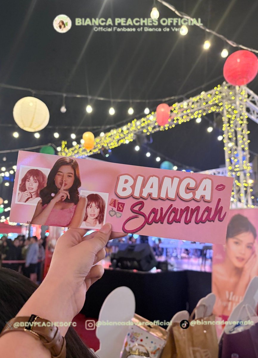 BDVPEACHESOFC's tweet image. Bianca de Vera hand banners spotted tonight at DSF Night Market, Al Rigga! 

BIANCA INVADES DUBAI