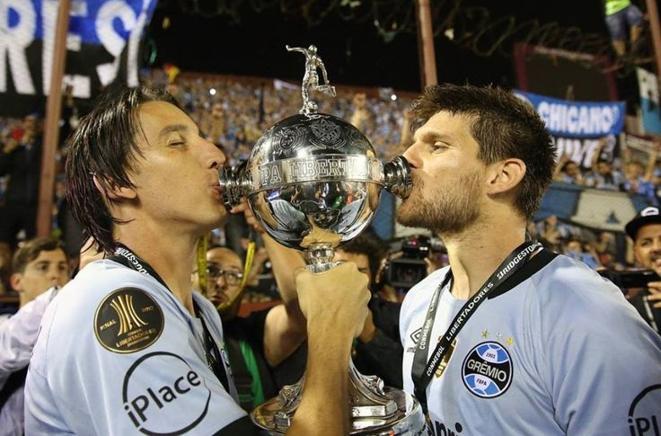 Geromel em tempos de Köln já mostrava ser uma baita zagueiro

Saudades mito, as ruas jamais esquecerão