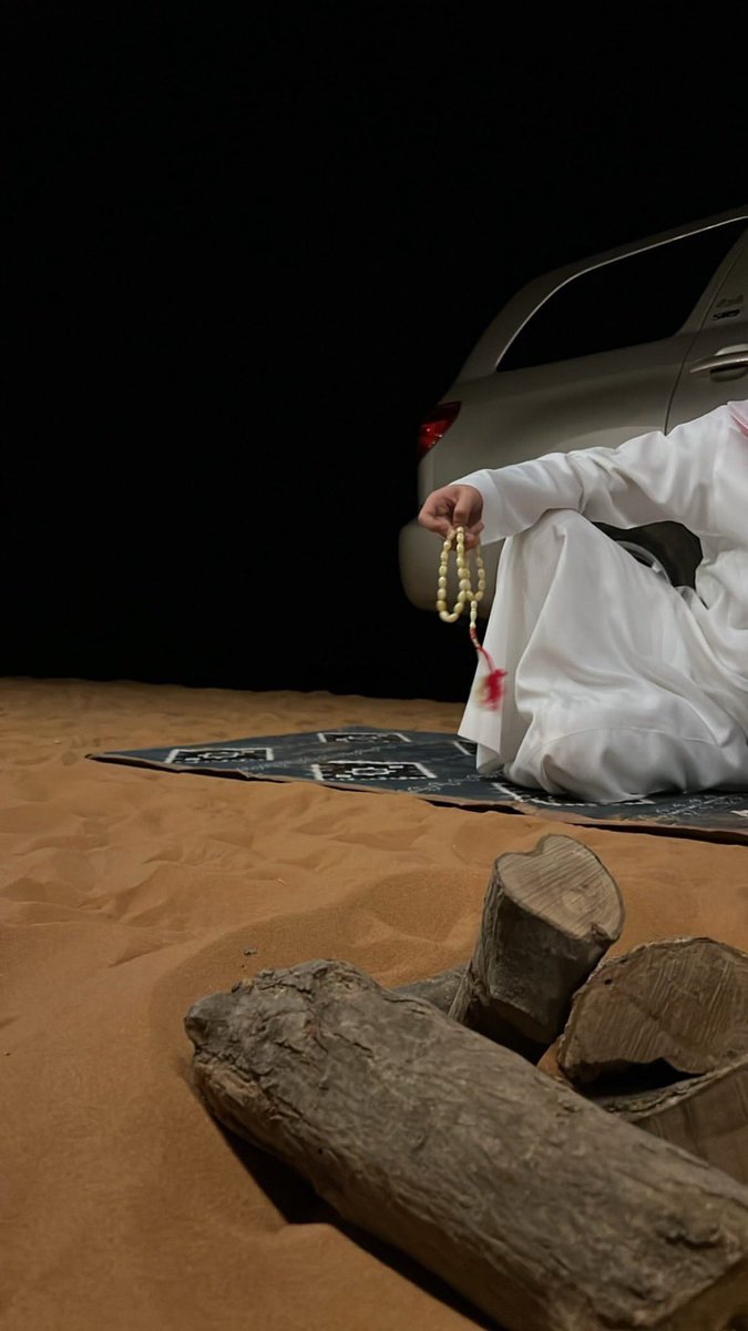 كلام البدو أفصح من كلام المثقفين، لأنهم يقولون  "فطين"  بدل  "ذكي عاطفيًّا"  و "وليد"  بدل  "ولد صغير" ويقولون  "يرطن" بدل  " يتحدث الإنجليزية بطلاقة" 
 ويقولون  "تمثيلية"  بدل "مسلسل".