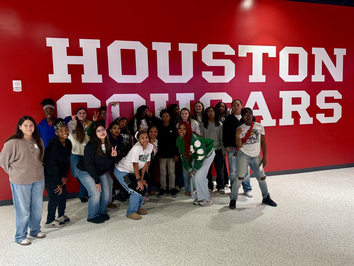 Hempstead Girls Basketball tweet media