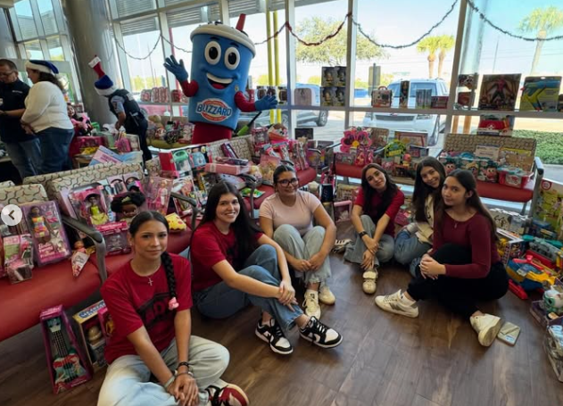 This past December - The Sharyland HS SADD Club partnered with McAllen PD Operation Blue Santa to host our annual Toy Drive at Driscoll Children’s Hospital. Thanks to our local sponsors for making it possible! 🎁 Recognizing the amazing job all members did! #HEB #Toydrive