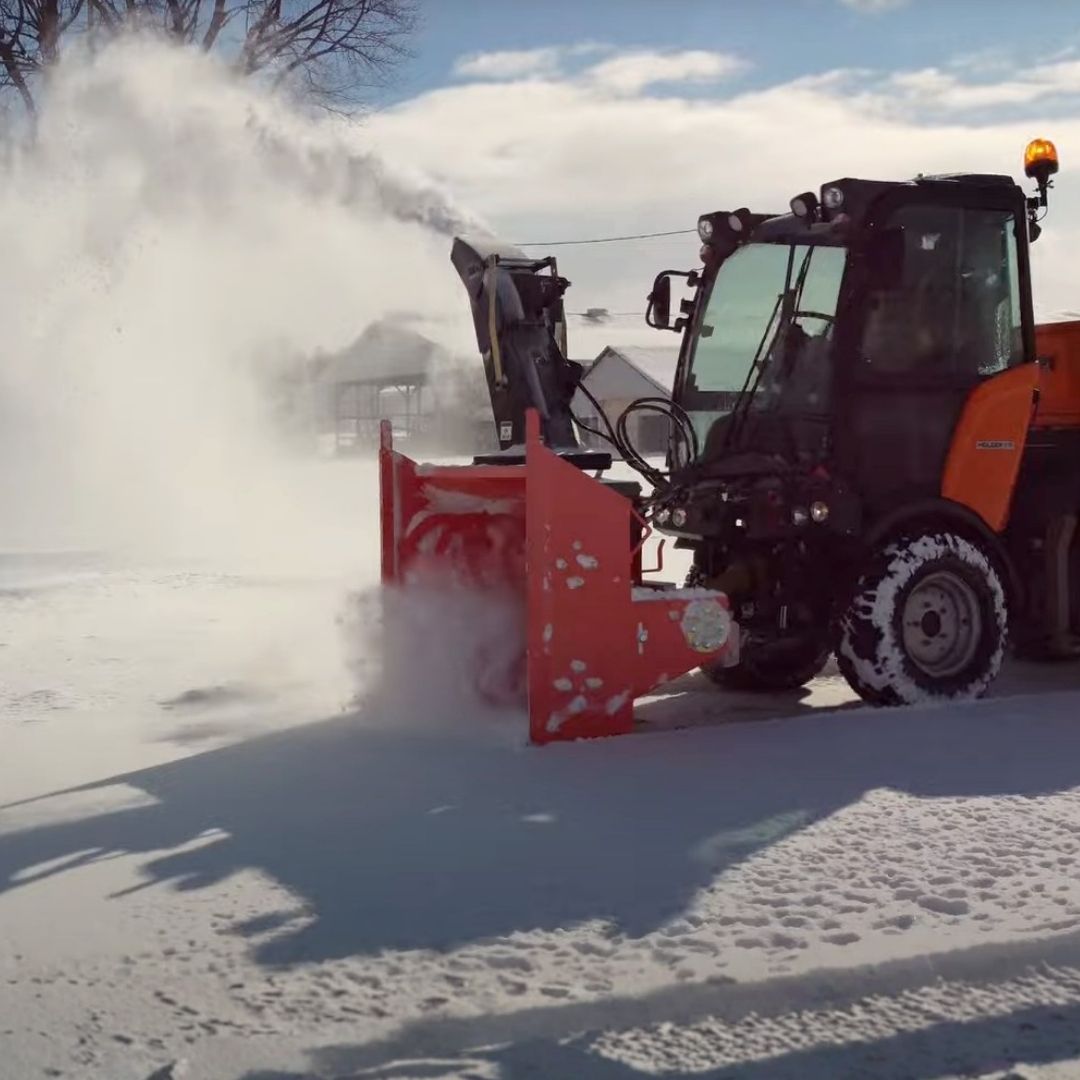 ontario_made's tweet photo. Snowbanks don’t stand a chance with the Box Snow Blower by Metec Metal Technology Inc. Built tough for Ontario winters and designed for easy maintenance, this double-auger powerhouse is an #OntarioMade solution you can rely on.

Learn more: https://t.co/EdnUmzyXSy https://t.co/A4LkCr5x4L