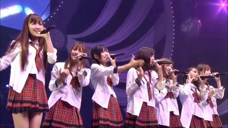 前田敦子サイン入りポラロイド写真 スカートひらり』神7ver #前田敦子 #神7