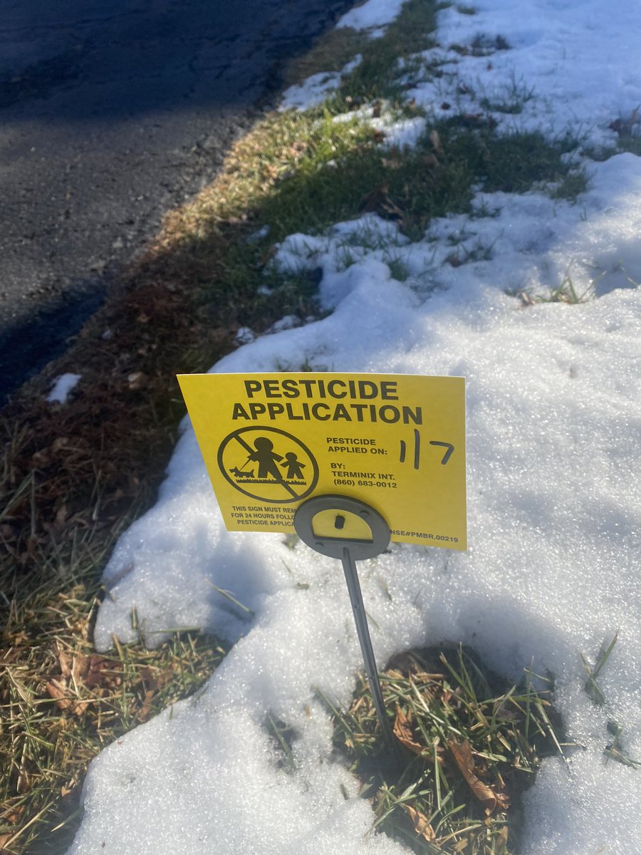 Mind blowing: <a href="/Terminix/">Terminix</a> doing pesticide applications on snow! A new low for this company that soaks properties with toxic chemicals #pesticides #lawnchemicals #toxic #animalwelfare