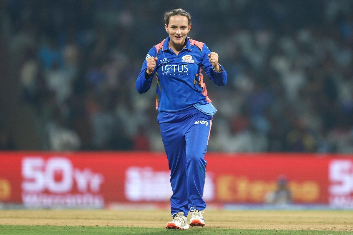 CricketCapture_'s tweet photo. Most wickets in WPL: 

42 Amelia Kerr *

41 Hayley Mathews! 
36 Sophie Ecclestone ! 
33 Nat Sciver-Brunt! 

#TATAWPL | #WPL2026 | #RCBvMI https://t.co/z6c4Tz91hu