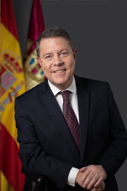 Como militante estoy muy cansado de este individuo No más paños calientes ha demostrado que no es del <a href="/PSOE/">PSOE</a> no entiendo a los compañeros de CLM que permitan que se pisoteen las siglas de un partido con 145 años de historia