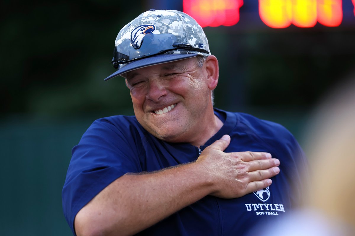 Patriot Softball tweet media