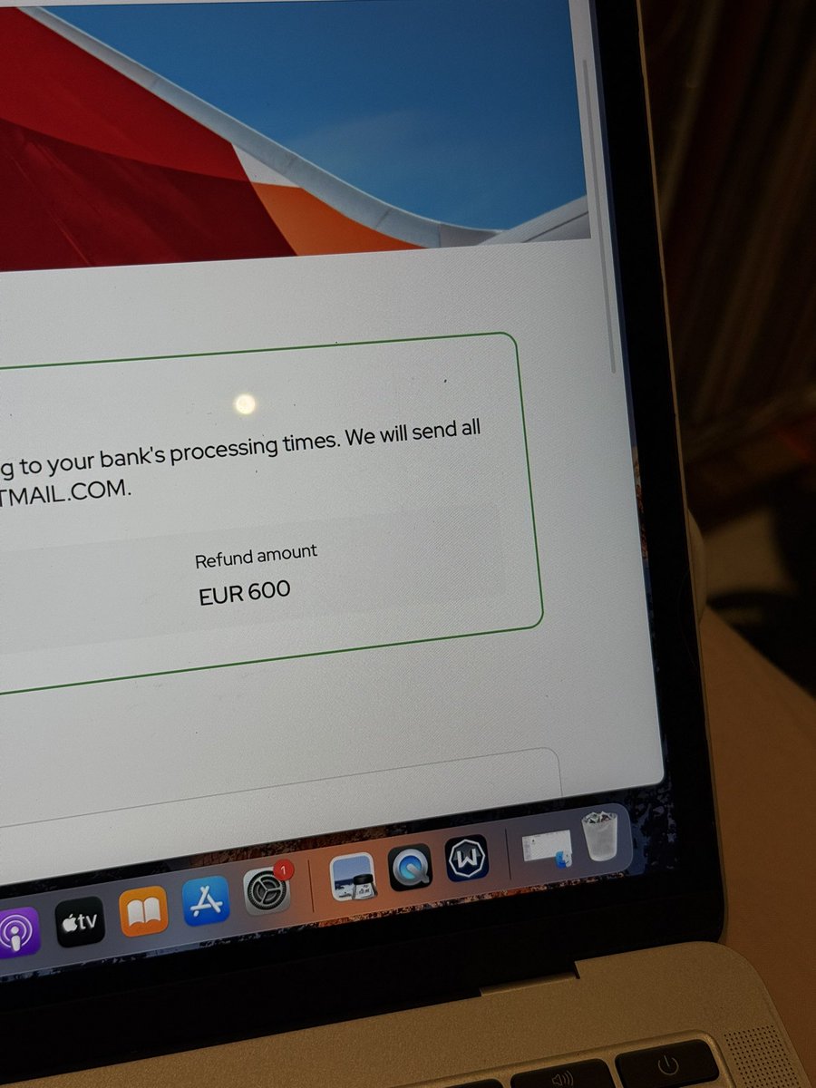 goldnstellite's tweet image. sachez qu’ils nous ont remboursé 600€ sur notre vol donc on est partis à RIOOOO pour 140€ aller-retour !!!!!! 140 EUROS!!!!! ALLER-RETOUR!!!!! meilleur voyage de ma vie entière