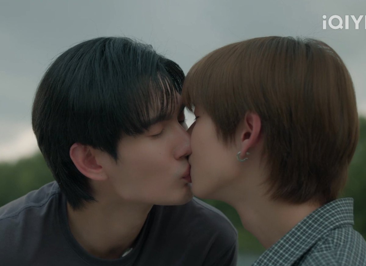 freedom࿐ tweet media