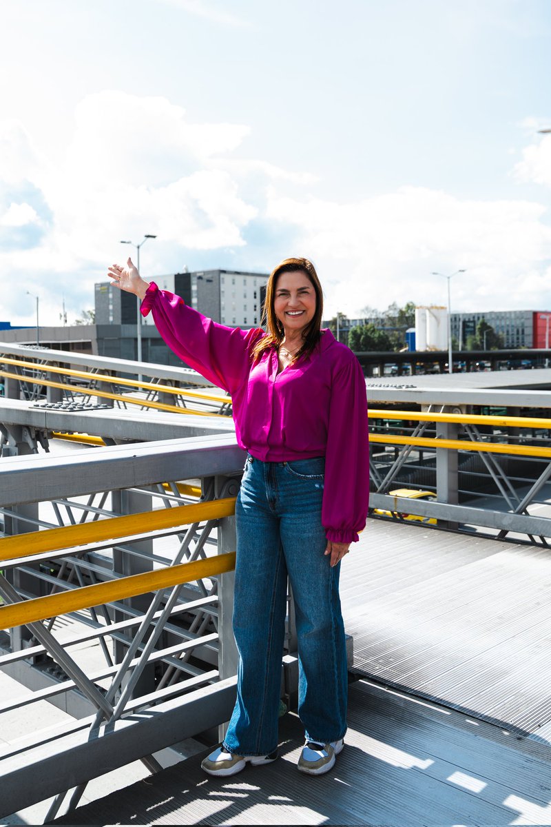BleidyPerezB's tweet photo. La Av. El Dorado (Calle 26) conecta #Bogotá con su aeropuerto internacional y es eje clave de movilidad urbana y logística en la ciudad.

#BleidyTeRepresenta #JuntosEsMejor https://t.co/XfF21wUtWw