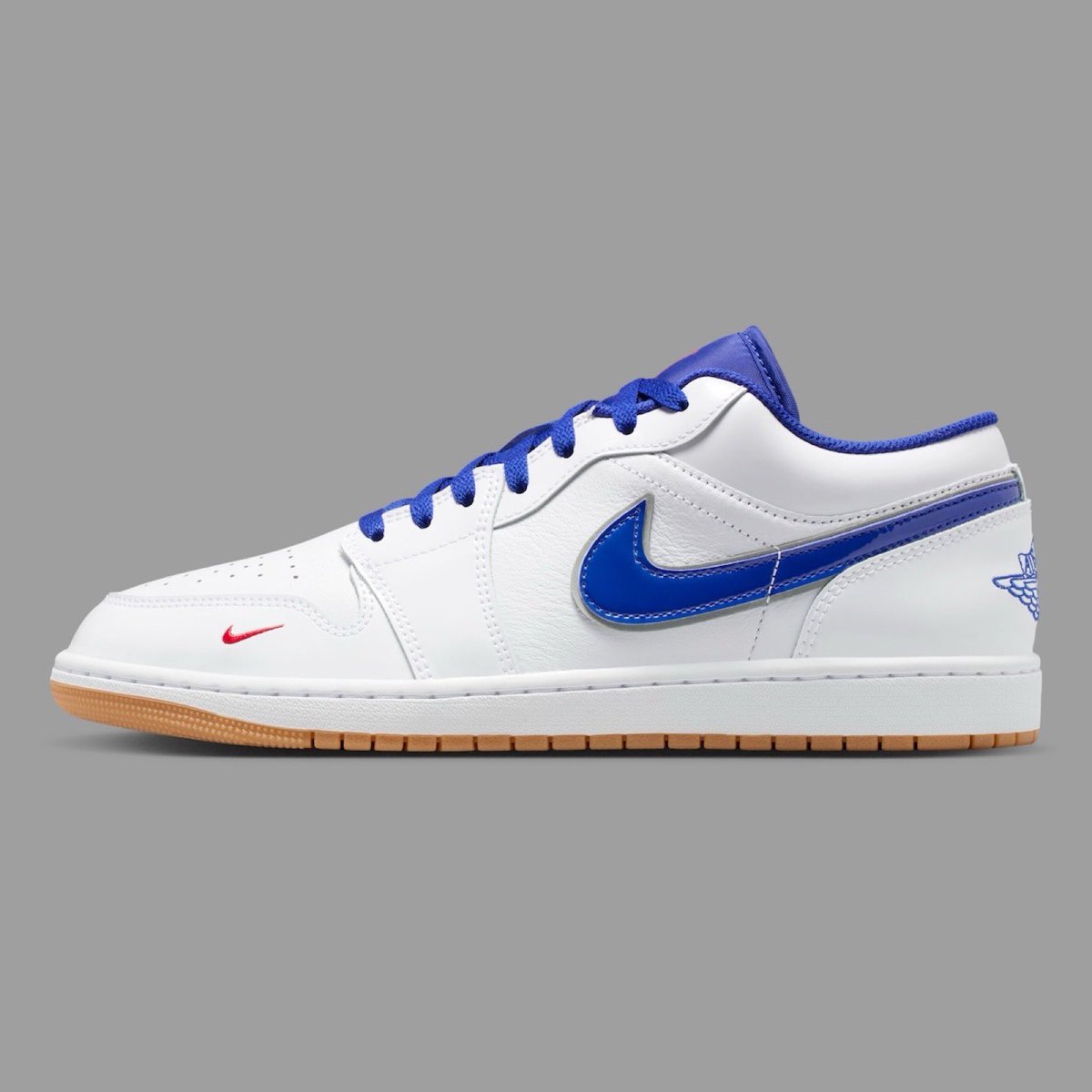 JustFreshKicks's tweet image. OFFICIAL IMAGES: Air Jordan 1 Low "Dodgers" ⚾️

🗓️ Spring 2026
💰 $130