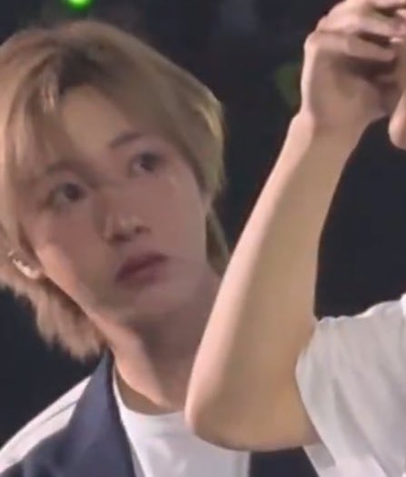 ibeykub's tweet image. Renjun:

                            ╱|、
                          (˚ˎ 。7  𝑴𝒆𝒐𝒘 ?
                           |、˜〵          
                          じしˍ,)ノ